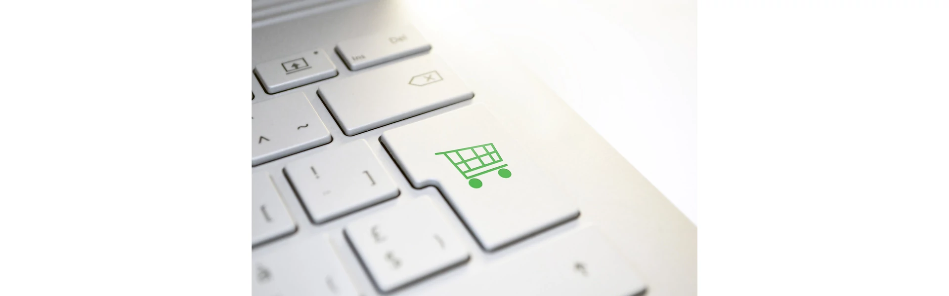 Használt laptop vásárlásával százezreket lehet megspórolni