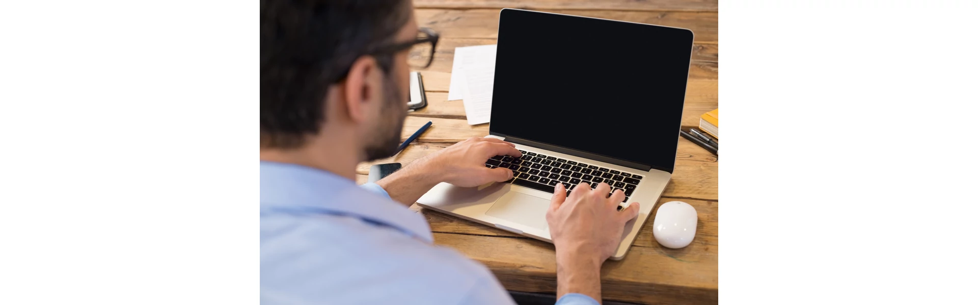 Mire figyelj oda használt laptop vásárlás közben?