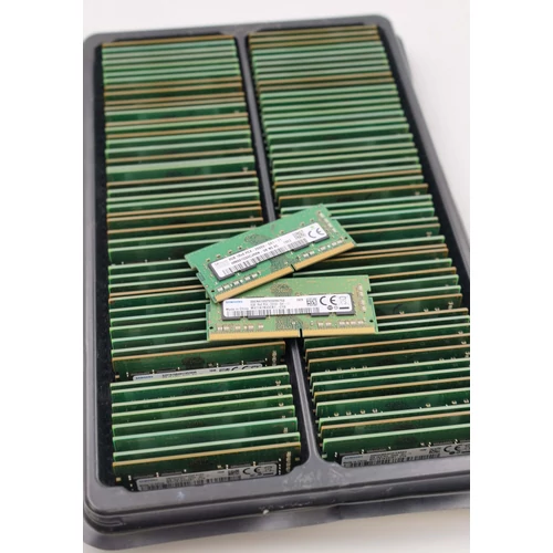 8GB DDR4 notebook RAM (memória) PC4-2666V használt 12 hónap garanciával