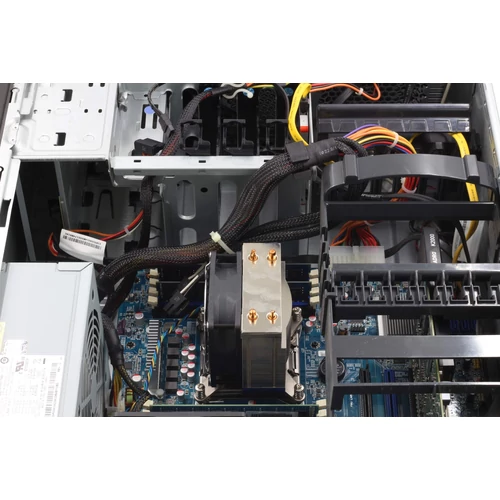 Lenovo ThinkStation S30 felújított számítógép garanciával Xeon-24GB-512SSD-NVD