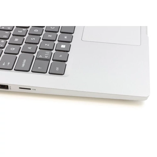 Dell Latitude 5320 felújított laptop i3-1125G4 16GB RAM 256SSD 13.3" FHD WIN11