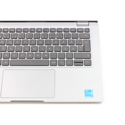 Dell Latitude 5330 felújított laptop i3-1215U 16GB RAM 256SSD 13,3" FHD WIN11