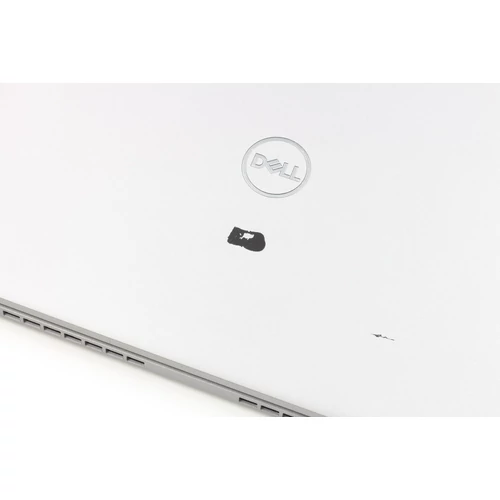 Dell Latitude 5330 felújított laptop i3-1215U 16GB RAM 256SSD 13.3" FHD WIN11