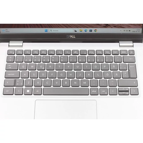Dell Latitude 5330 felújított laptop i3-1215U 16GB RAM 256SSD 13.3" FHD WIN11