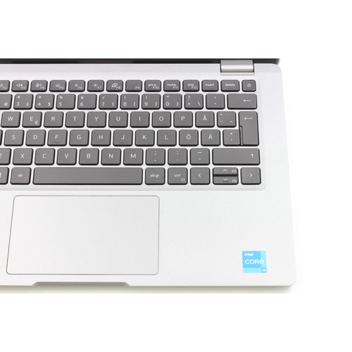 Dell Latitude 5330 felújított laptop i3-1215U 16GB RAM 256SSD 13.3" FHD WIN11