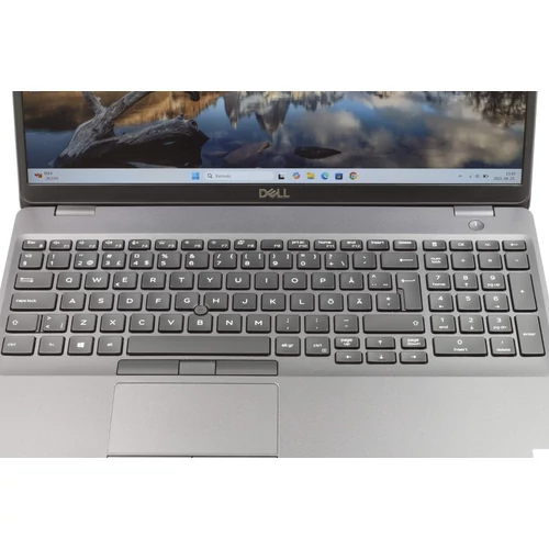 Dell Latitude 5501 felújított laptop garanciával i7-32GB-512SSD-FHD