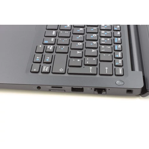 Dell Latitude 7390 felújított laptop i5-8250U 16GB RAM 256SSD 13.3" FHD WIN11