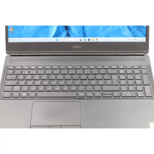 Dell Precision 7550 felújított laptop i7-10750H 32GB RAM 512SSD 15.6" FHD WIN11