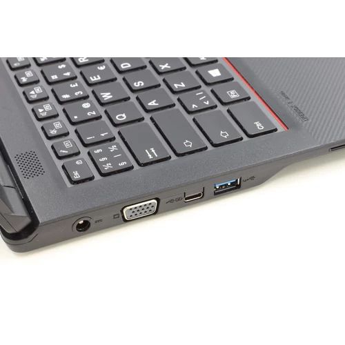 Fujitsu Lifebook E548 felújított laptop garanciával i5-16GB-256SSD-FHD