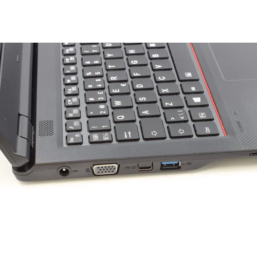 Fujitsu Lifebook E558 felújított laptop garanciával i5-16GB-512SSD-FHD