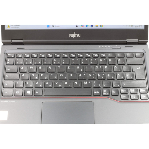Fujitsu Lifebook U7310 felújított laptop i3-10110U 8GB RAM 256SSD 13.3" FHD WIN11 HUN