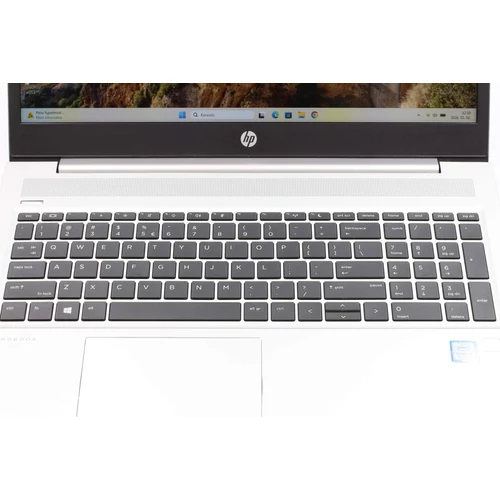 HP ProBook 450 G6 Felújított Laptop i3-8145U 8GB RAM 256SSD 15.6" FHD WIN11