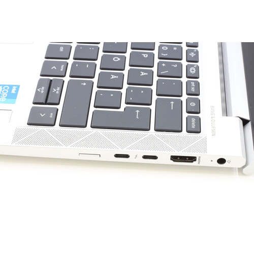 HP Elitebook 830 G8 felújított laptop i5-1145G7 16GB RAM 512SSD 13.3" FHD WIN11