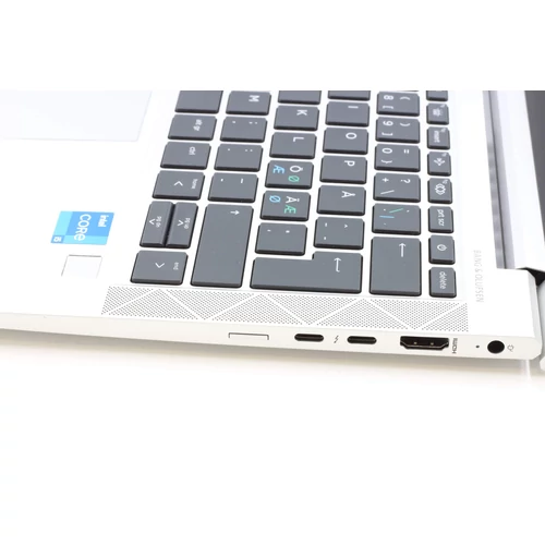 HP Elitebook 830 G8 felújított laptop i5-1135G7 16GB RAM 256SSD 13.3" FHD WIN11