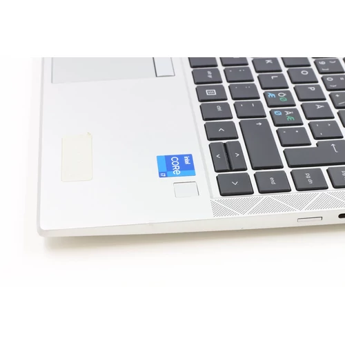 HP EliteBook 840 G8 Felújított Laptop i7-1165G7 16GB RAM 512SSD 14" FHD WIN11