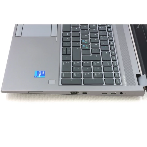 HP Zbook Fury 15 G8 Workstation laptop garanciával i7-32GB-1TBSSD-FHD-NVD