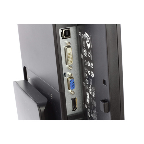 HP ZDisplay Z23i LED használt monitor, DVI, DisplayPort, VGA, 2xUSB, FULL HD IPS, 23"