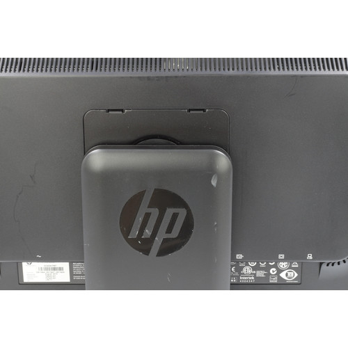 HP ZR2330w LED használt monitor, DVI, DisplayPort, VGA, 2xUSB, FULL HD IPS, 23"