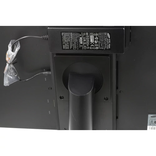 Samsung (S27A650) használt monitor fekete LED 27"