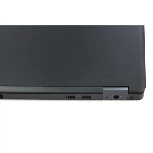Dell Precision 3520 felújított laptop garanciával i7-32GB-512SSD-FHD-NVD