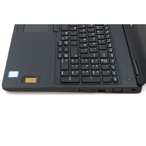 Dell Latitude 5580 felújított laptop garanciával i7-16GB-256SSD-FHD-TCH