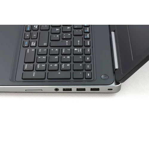 Dell Precision 7510 felújított laptop garanciával i7-64GB-512SSD-FHD-AMD