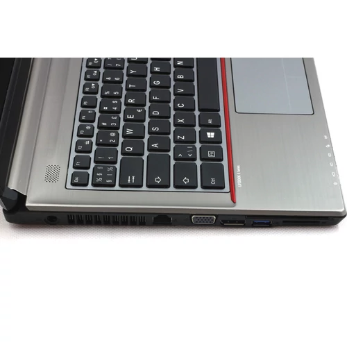 Fujitsu Lifebook E746 felújított laptop garanciával i5-8GB-128SSD-FHD