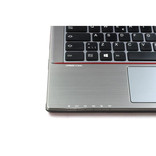 Fujitsu Lifebook E746 felújított laptop garanciával i5-8GB-128SSD-FHD