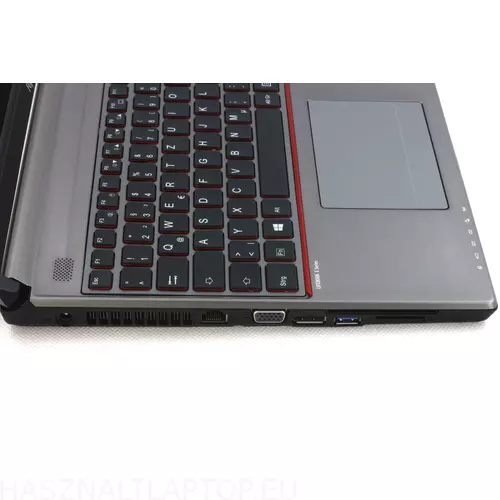 Fujitsu Lifebook E756 felújított laptop garanciával i5-8GB-256SSD-FHD