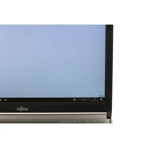 Fujitsu Lifebook E756 felújított laptop garanciával i7-16GB-256SSD-FHD