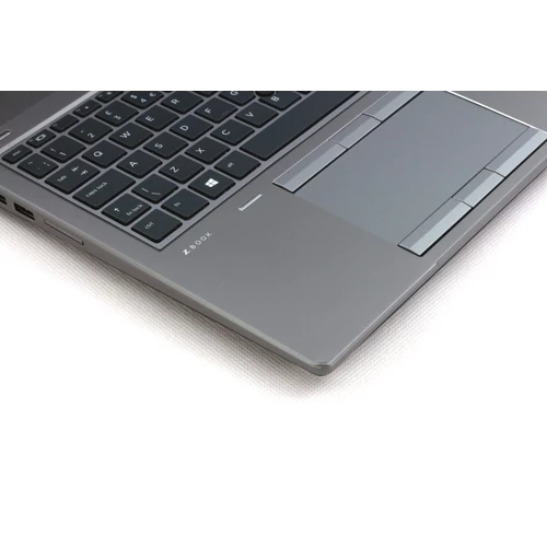 HP Zbook 15 G5 Workstation laptop garanciával i7-16GB-256SSD-4KUHD-NVD