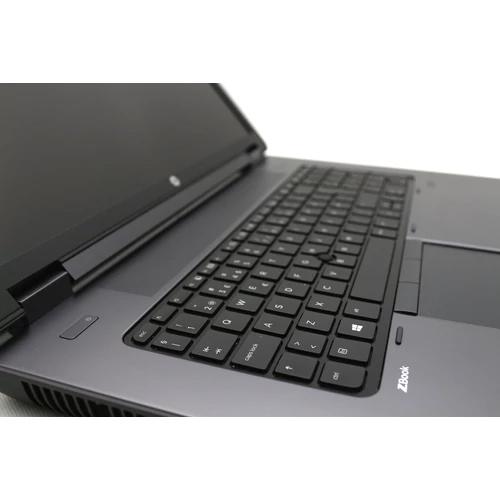 HP Zbook 17 G2 Workstation laptop garanciával i7-16GB-240SSD-FHD