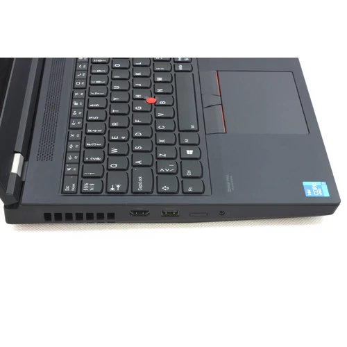 Lenovo Thinkpad P15 felújított laptop garanciával i7-32GB-1TBSSD-FHD-NVD