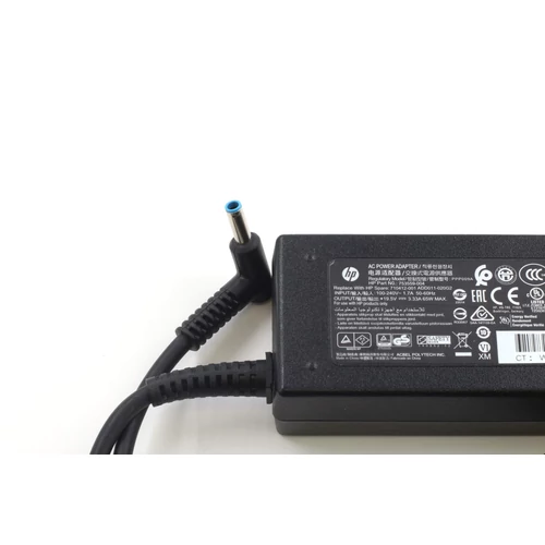 Eredeti használt HP laptop töltő 4.5x3.0 mm csatlakozóval 65W + tápkábel