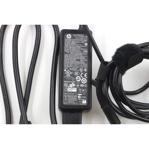 Eredeti használt HP laptop töltő 7.4x5.0 mm center-pin csatlakozóval 40W + tápkábel